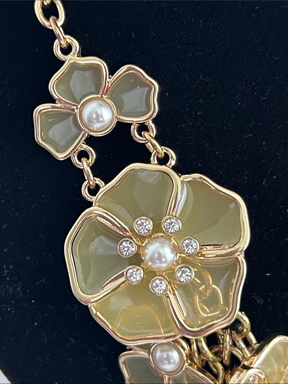 Natasha Floral  Necklace with Pearl Accents - Women Jewelry - Picture 3 of 7